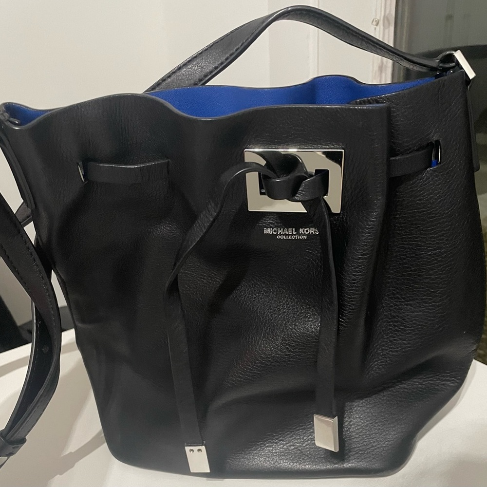 Michael Kors Collection Bucket Bag
